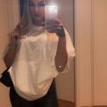 Laura, junge Frau von 20 Jahren Bild