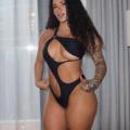 Mia, 100% Real und echte Bilder. Bild
