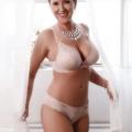 Wanda, eine erotische reife Lady von 56 Jahren. Bild