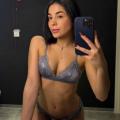 Vicky Ferraz, heißes Girl aus Brasilien. Angebote Sie sucht...